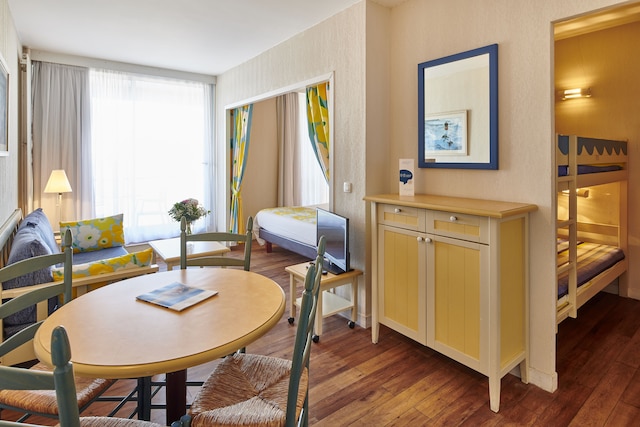 レジデンス バカンス ブルー ル グラン ラージュ