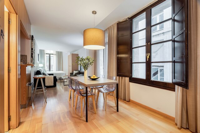 アスパシオス プラザ レアル アパートメンツ