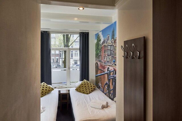 タウンハウス ホテル