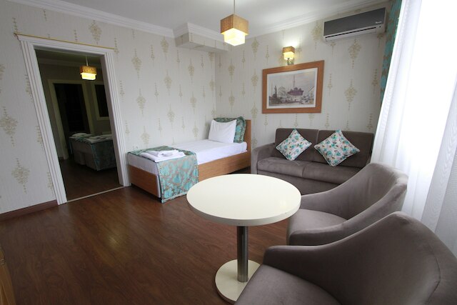 アゴラ ブティック ホテル & ビストロ