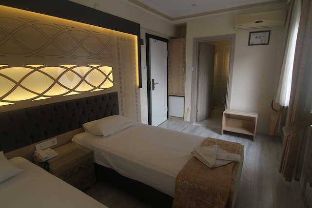 ホテル グランド リザ