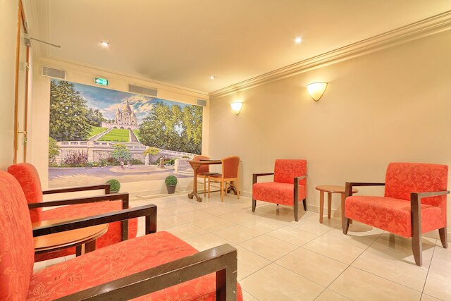 121 パリス ホテル