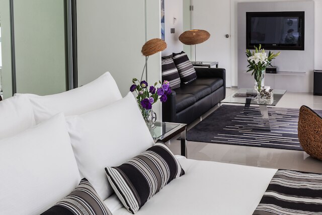 BYD ロフツ ブティックホテル & サービスアパートメント - パトンビーチ、プーケット