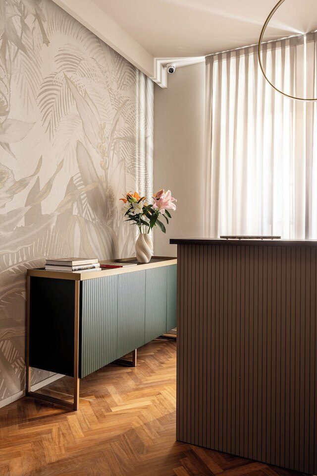 アラミス デラックス ルームズ