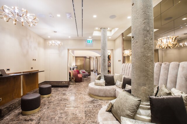 ソロ エクスペリエンス ホテル