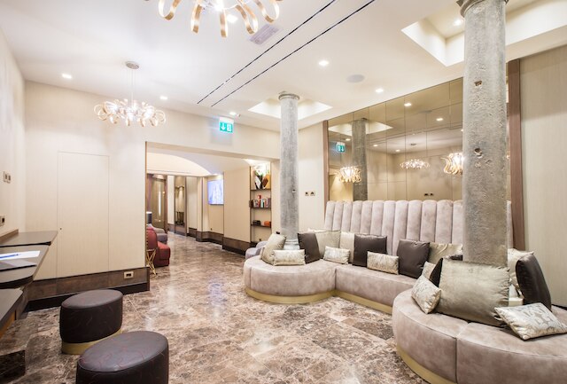 ソロ エクスペリエンス ホテル