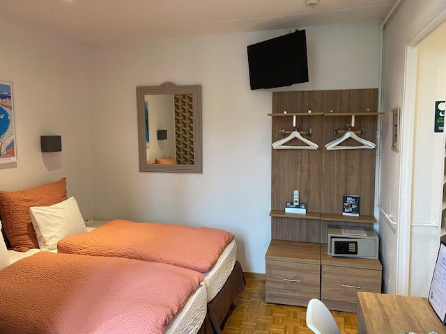 ロジ ホテル ヴィラ ヴィクトリーヌ