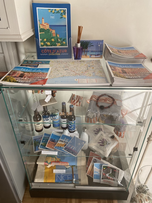 ロジ ホテル ヴィラ ヴィクトリーヌ