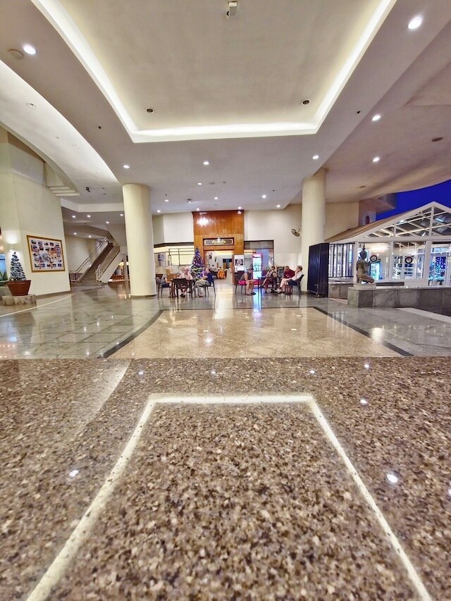 ルーイ パレス ホテル