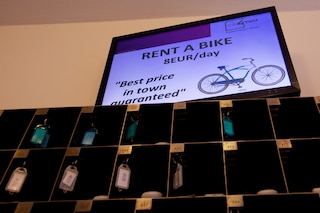 ザ フォー ユー ホステル & ホテル