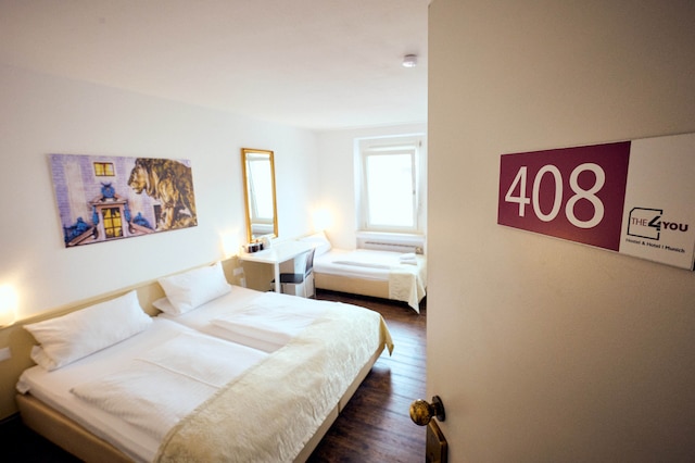 ザ フォー ユー ホステル & ホテル