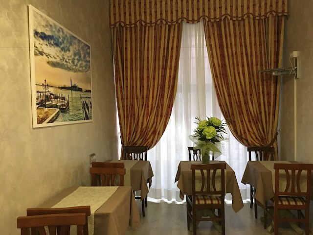 ライオン モロシーニ パレス