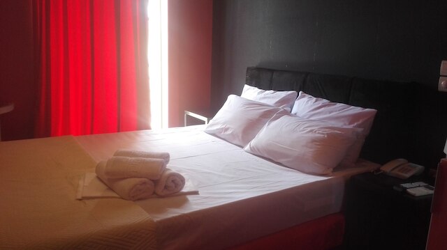 フィーボス ホテル