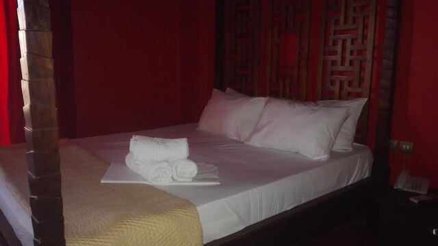 フィーボス ホテル