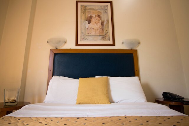 アダムズ ホテル