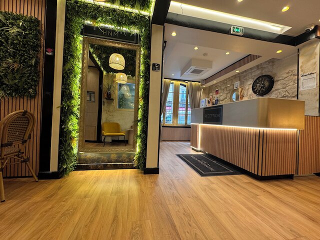 ホテル ネイション モンマルトル