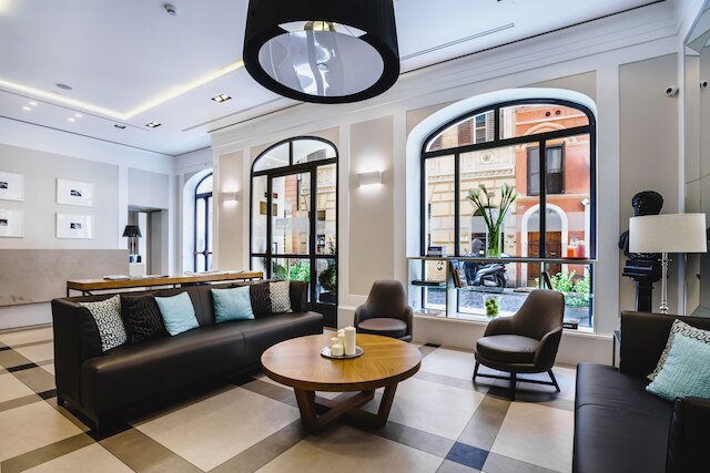 ホテル スメラルド