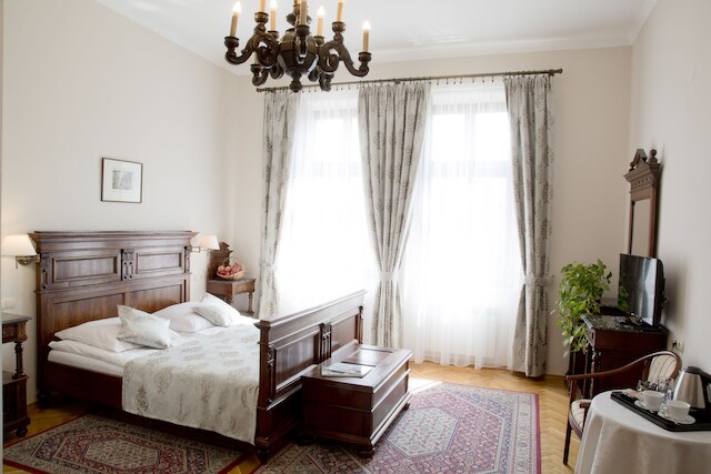 アパートホテル バスツトワ