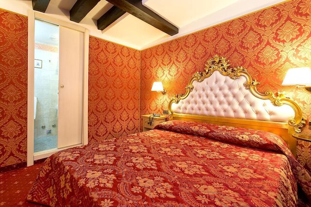 カ デラ ロッジア