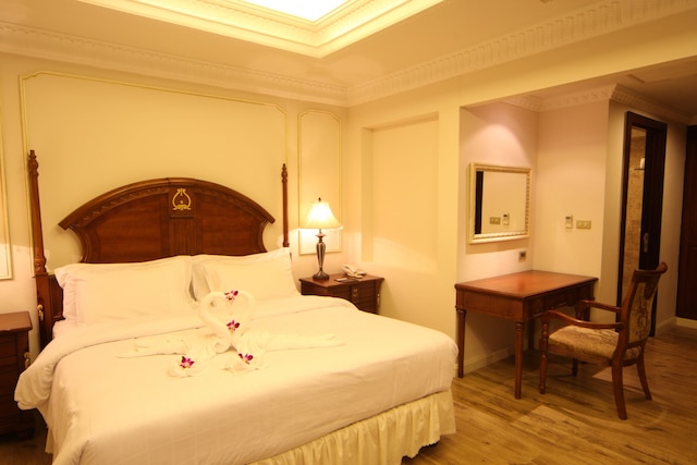 フォーシーズンズ プレース