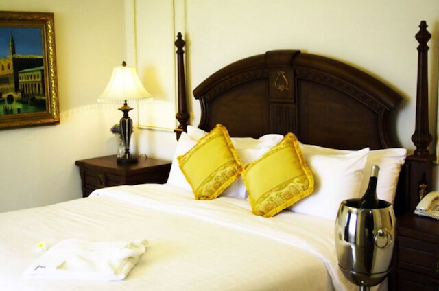 フォーシーズンズ プレース