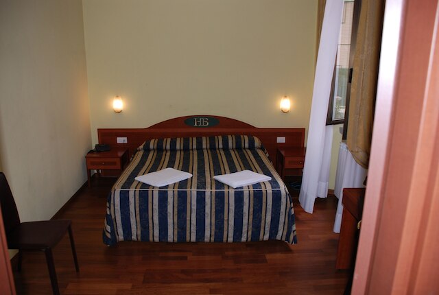 ホテル ボガート 2