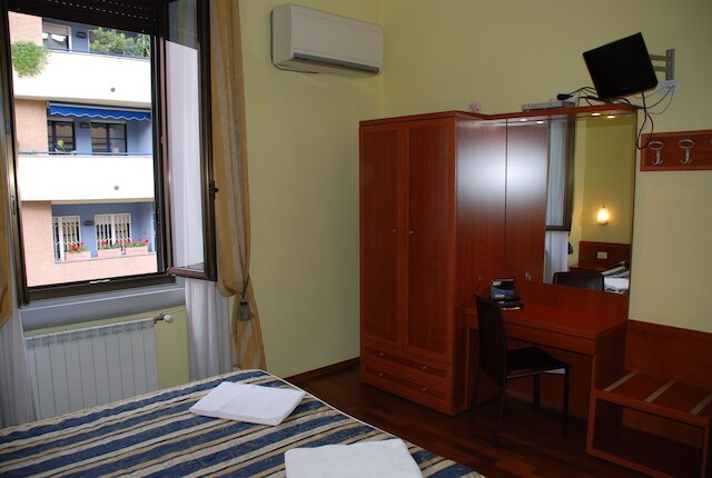 ホテル ボガート 2