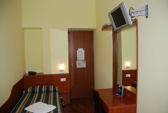 ホテル ボガート 2