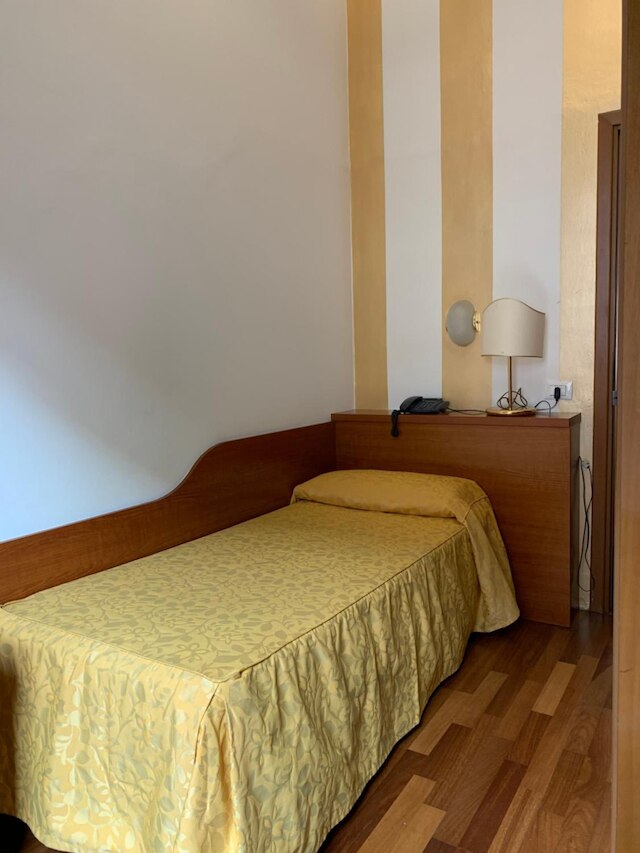 ホテル ボガート 2