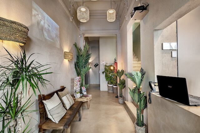 ホテル リモナイア