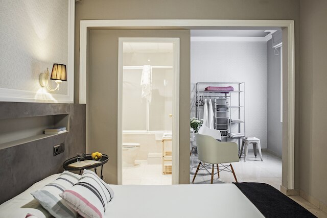 AINB B&B エイシンプル ムンタネル