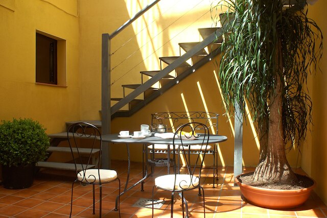 AinB ラス ランブラス - グアルディア アパートメンツ