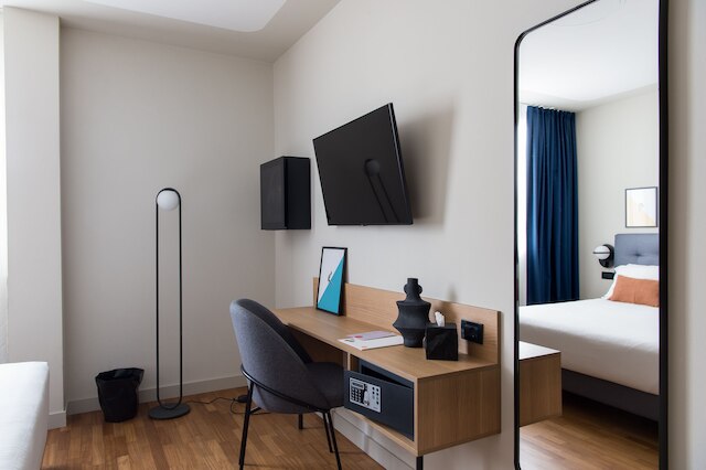 ザ ポエト ホテル