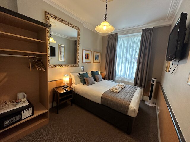 チューダー コート ホテル