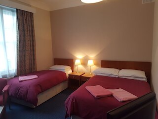 アヴォカ ハウス ホテル