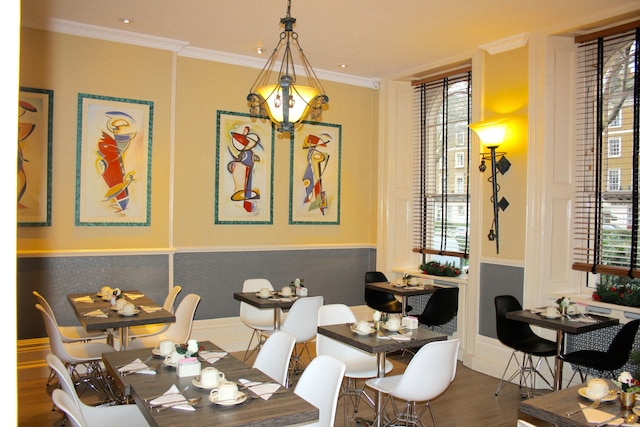 コロンバス ホテル