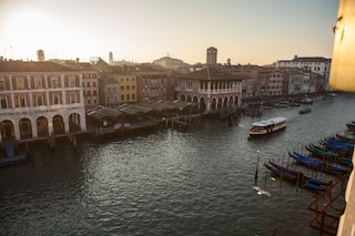 ロカンダ アイ サンティ アポストリ