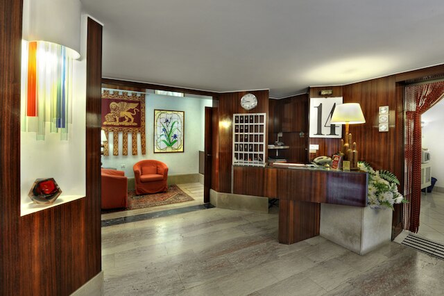 ホテル カプレーラ