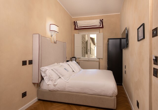 ルレ ウフィッツィ テイラー メイド ホテル