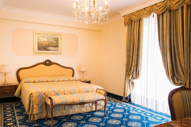 アバノ グランド ホテル