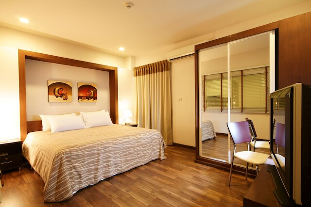 アイ レジデンス ホテル サトーン