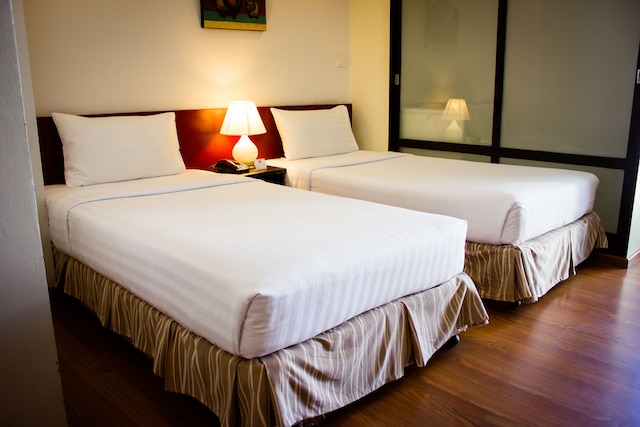 アイ レジデンス ホテル サトーン