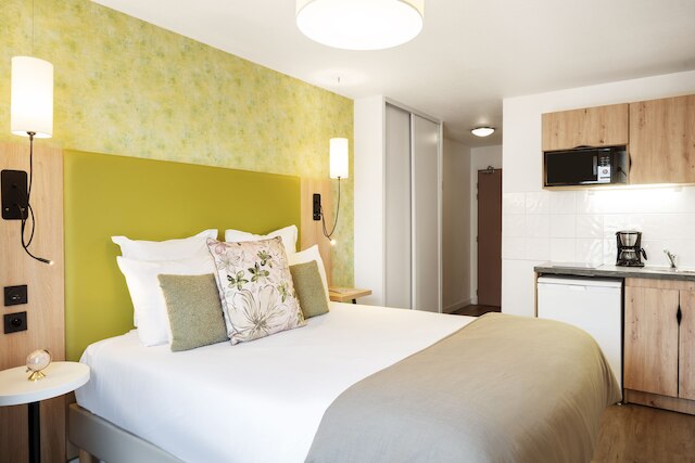 セジュール&アフェールズ パリ・マラコフ