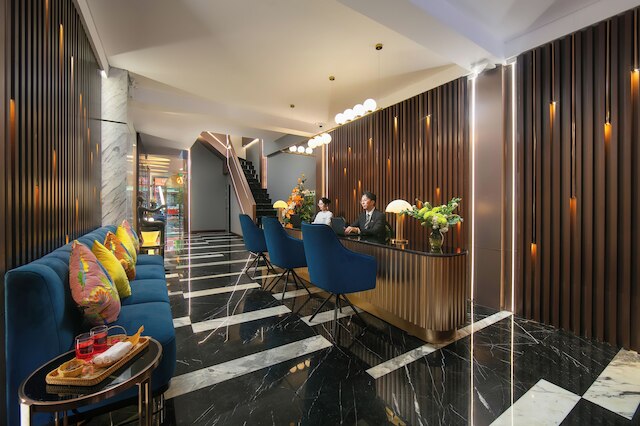 オーロラ セントラル ホテル