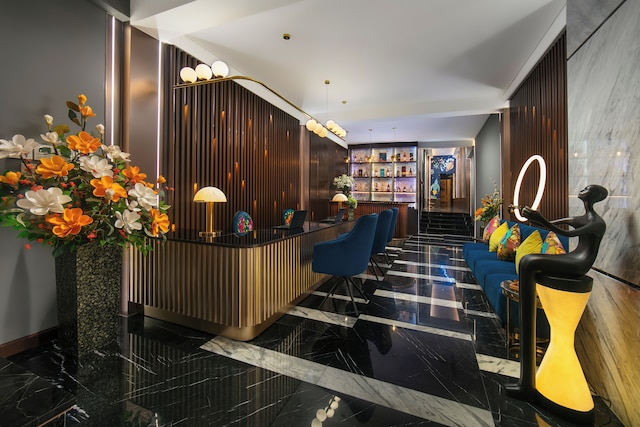 オーロラ セントラル ホテル