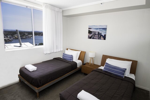 トリロジー サーファーズ パラダイス