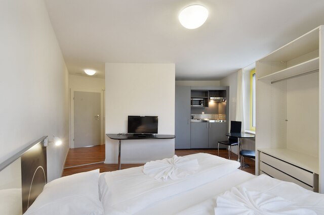 スイス スター カリフォルニア