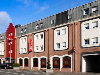 イビス リール ロンム サントル