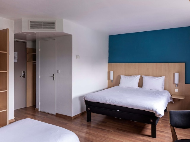 イビス リール ロンム サントル