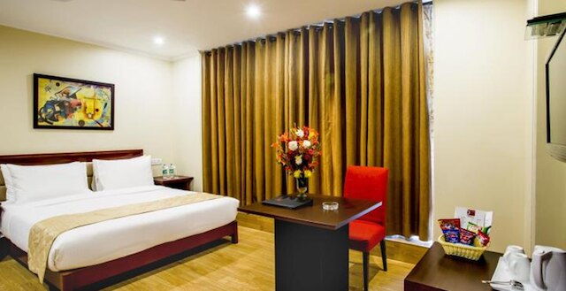 クラークス イン ネール プレイス